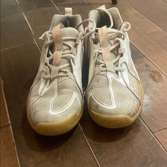 Nike Gt Cut 3 Men's Athletic Shoes - Cream and Orange - Picture 5 of 5